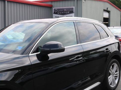 Used 2019 Audi Q5 2.0T Premium Plus w/ Premium Plus Package AWD/4WD image 4