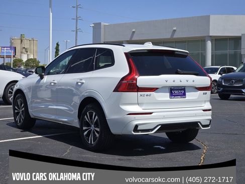 Certified 2024 Volvo XC60 B5 Core AWD/4WD image 4