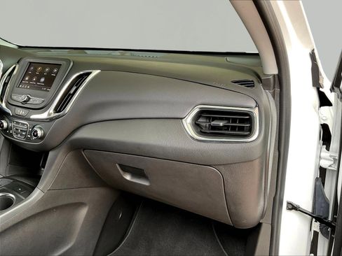 Used 2023 Chevrolet Equinox LT FWD image 25