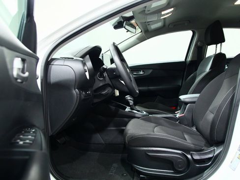 Used 2020 Kia Forte LXS image 18