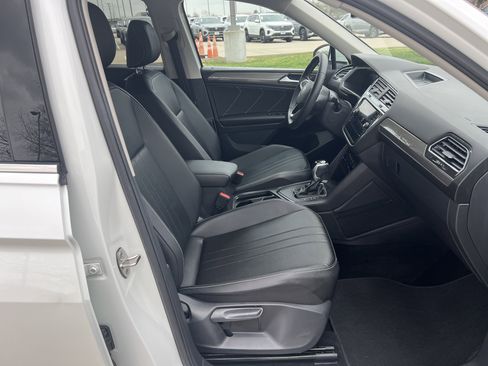 Certified 2023 Volkswagen Tiguan SE image 28
