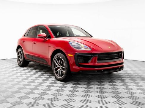 Used 2022 Porsche Macan S image 10