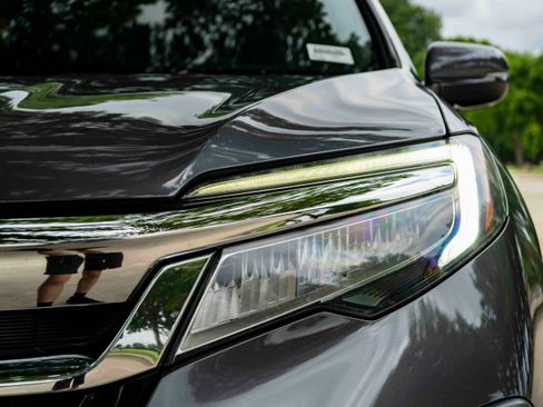 Used 2020 Honda Pilot Elite image 11