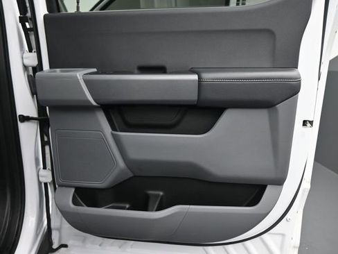 Used 2023 Ford F150 XLT w/ FX4 Off-Road Package image 16