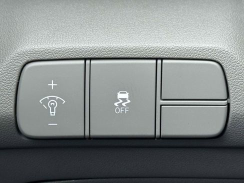 New 2026 Hyundai Elantra SEL Sport image 18