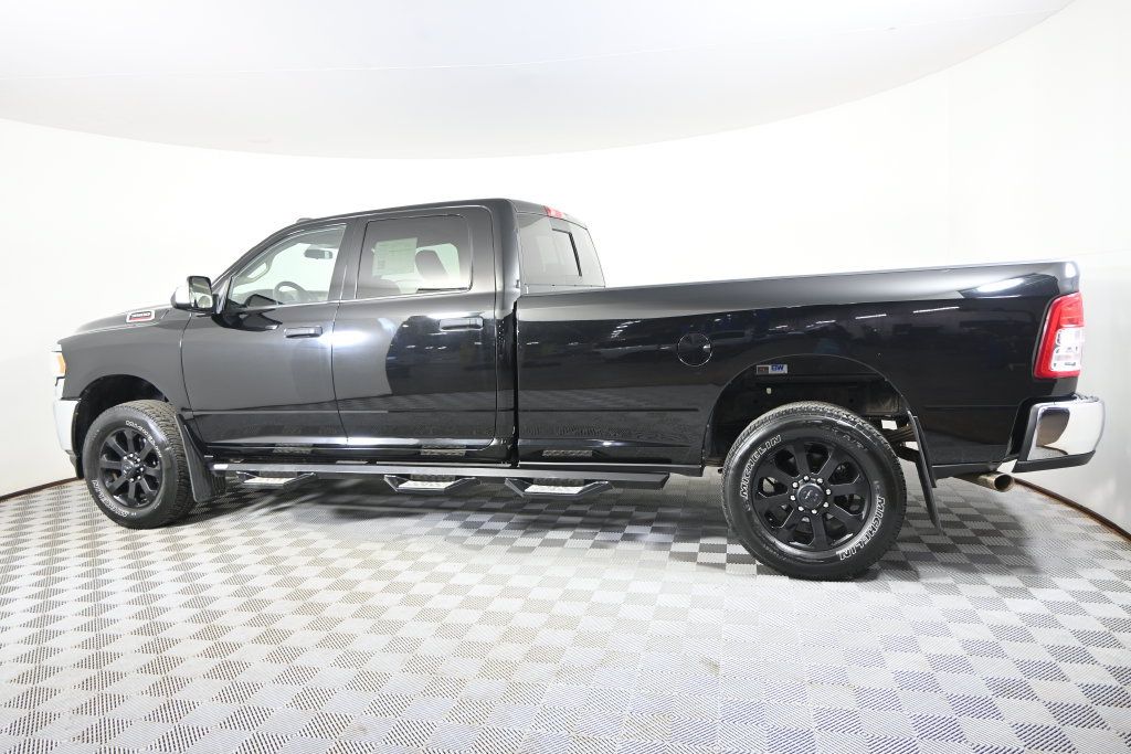 Used 2020 RAM 3500 Tradesman AWD/4WD image 3