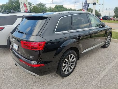 Used 2019 Audi Q7 3.0T Prestige AWD/4WD image 13