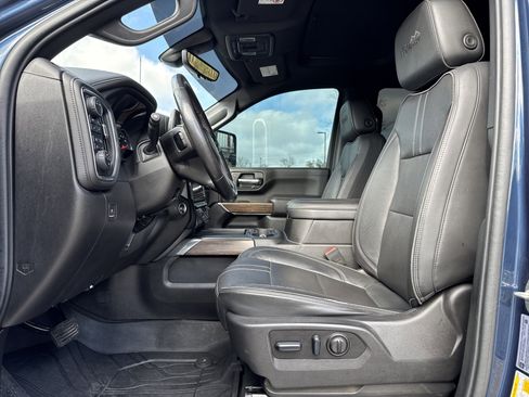 Used 2022 Chevrolet Silverado 3500 High Country w/ LPO, Hitch Package image 15