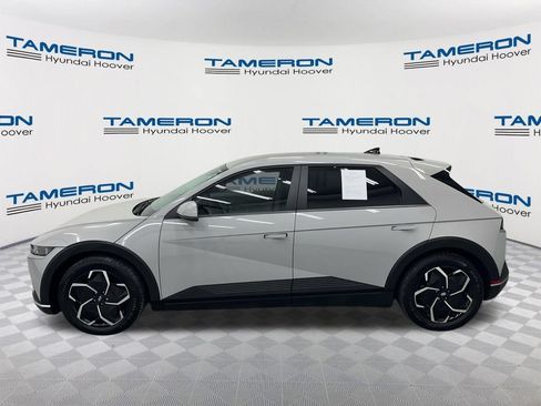 Used 2024 Hyundai Ioniq 5 SEL RWD image 2