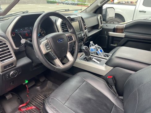 Used 2015 Ford F150 Lariat w/ Equipment Group 502A Luxury image 12