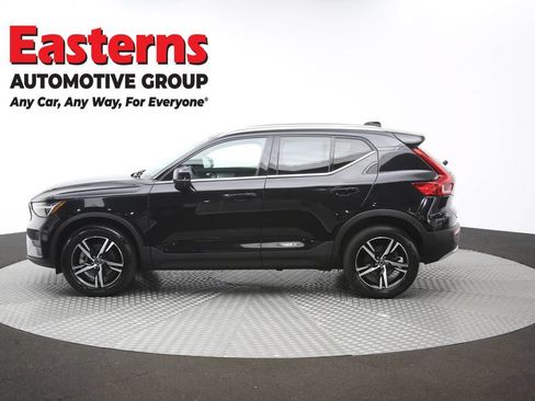 Used 2024 Volvo XC40 B5 Core AWD/4WD image 60