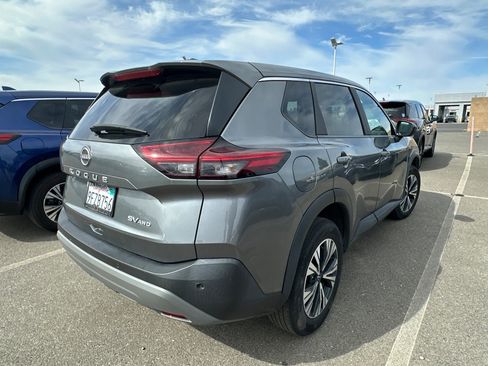 Certified 2023 Nissan Rogue SV image 5
