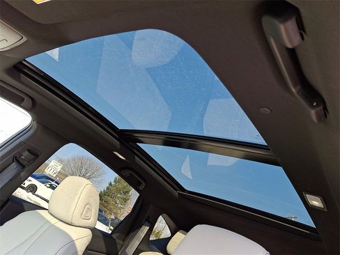 Certified 2025 Acura RDX SH-AWD image 14