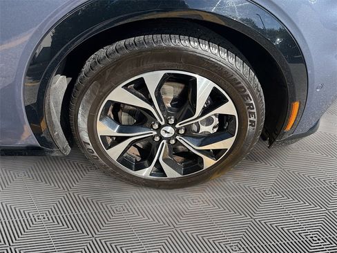 Used 2021 Ford Mustang Mach-E Premium image 9