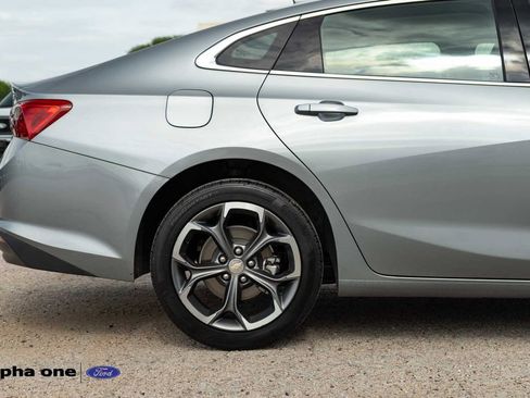 Used 2024 Chevrolet Malibu LT FWD image 4