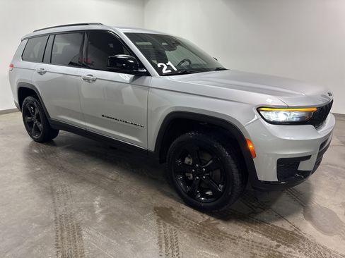 Used 2021 Jeep Grand Cherokee L Altitude image 2