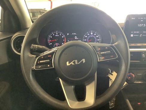 Certified 2023 Kia Forte LXS w/ LXS Technology Package image 7