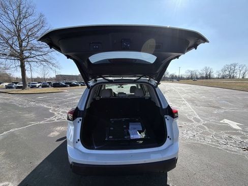 New 2026 Nissan Rogue SV image 23