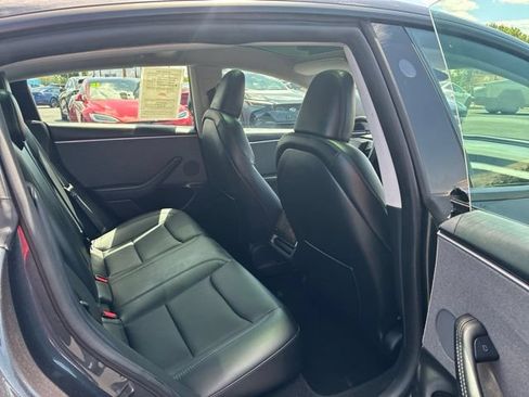 Used 2025 Tesla Model 3 Long Range RWD image 22