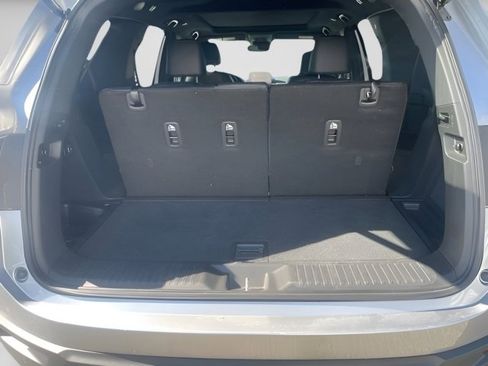 Used 2024 Honda Pilot TrailSport image 15