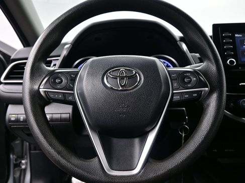 Used 2022 Toyota Camry LE FWD image 23