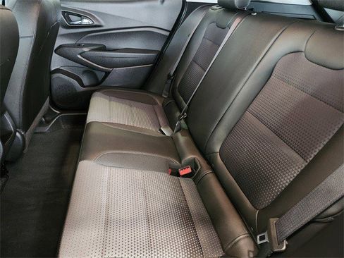 Certified 2025 Chevrolet Trax LT w/ Driver Confidence Package image 12