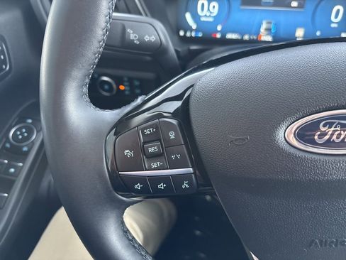 Used 2024 Ford Escape Platinum image 13