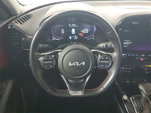 Used 2023 Kia Soul GT-Line image 14