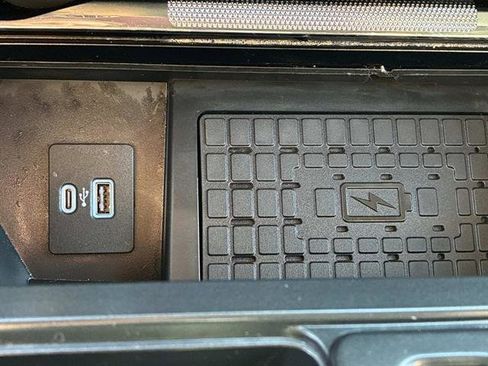 Used 2023 Ford F150 Lariat w/ Equipment Group 502A High image 38