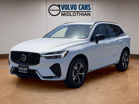 Used 2026 Volvo XC60 B5 Core w/ Climate Package AWD/4WD image 23