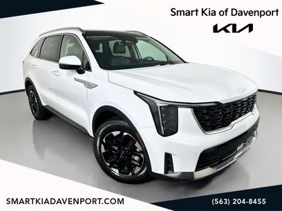 Certified 2025 Kia Sorento S w/ Panoramic Sunroof Package
