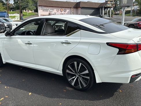 Used 2021 Nissan Altima 2.5 Platinum AWD/4WD image 24