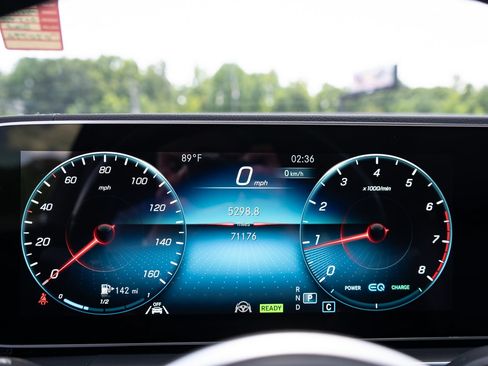 Used 2023 Mercedes-Benz GLS 450 4MATIC image 29