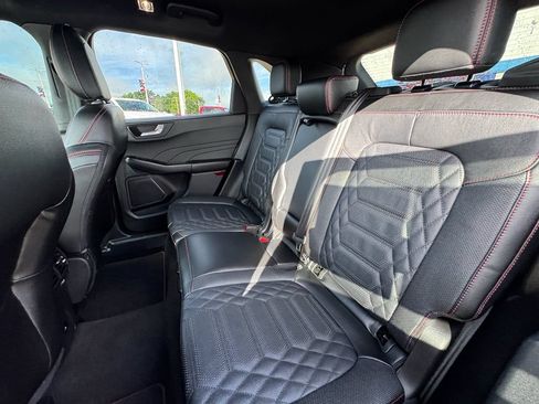 Used 2023 Ford Escape ST-Line Elite w/ Premium Technology Package AWD/4WD image 24