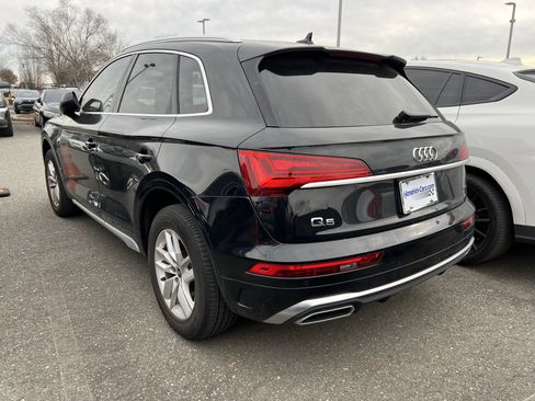 Used 2023 Audi Q5 2.0T Premium w/ Convenience Package image 29