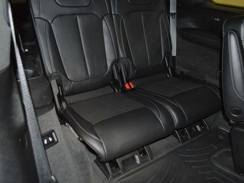 Used 2021 Jeep Grand Cherokee L Overland w/ Advanced Protech Group III image 13