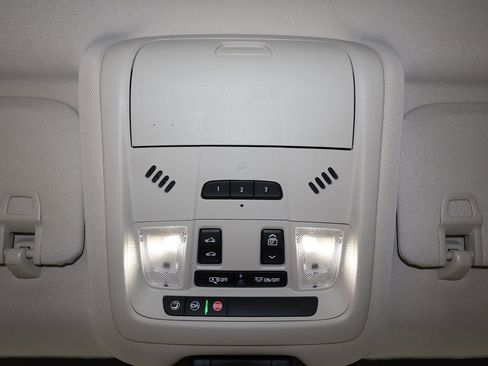 Used 2021 GMC Terrain Denali image 33