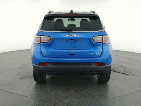 Used 2025 Jeep Compass Limited AWD/4WD image 7