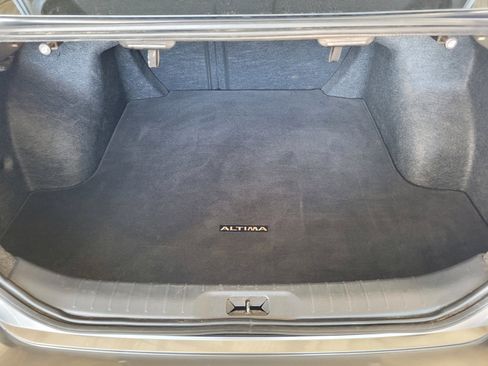 Certified 2024 Nissan Altima 2.5 SV FWD image 19