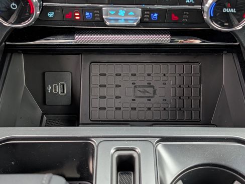 New 2025 Ford F150 Platinum w/ Equipment Group 702A High image 31