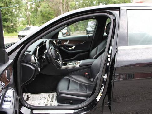 Used 2019 Mercedes-Benz C 300 4MATIC Sedan image 10