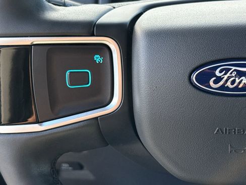 Certified 2025 Ford Expedition Max Active image 17