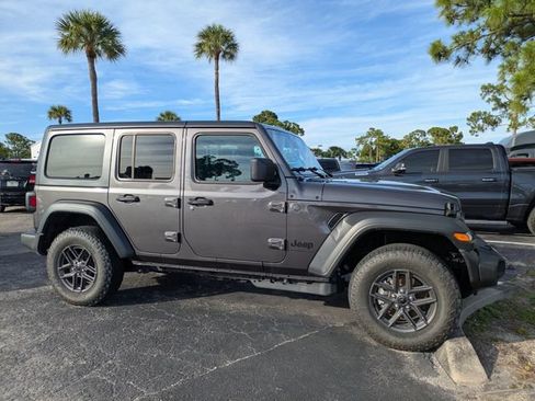 Certified 2026 Jeep Wrangler Unlimited Sport AWD/4WD image 1