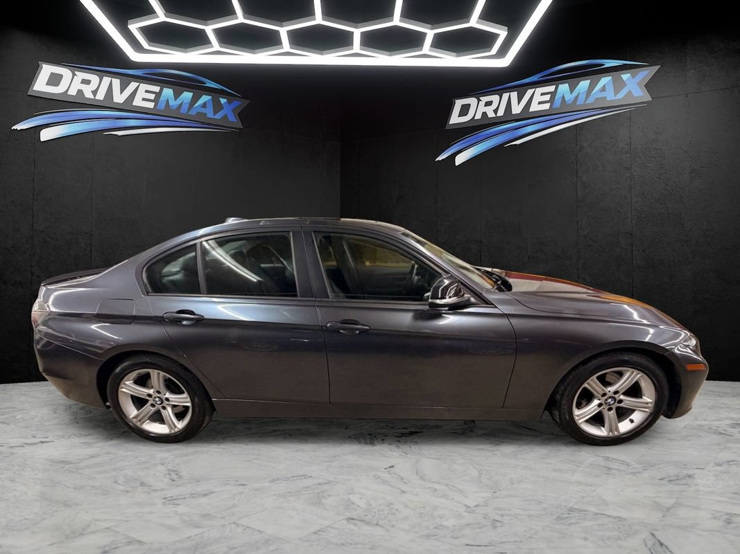 Used 2014 BMW 328i xDrive Sedan AWD/4WD image 4