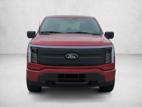 Used 2025 Ford F150 Lightning Flash image 2