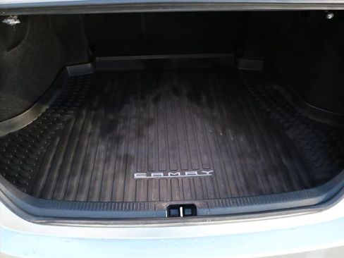 Used 2023 Toyota Camry SE image 14