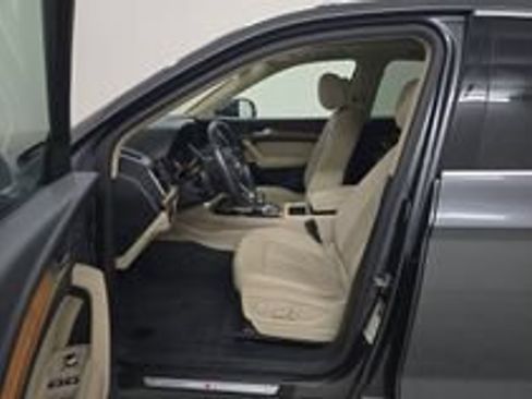 Used 2022 Audi Q5 2.0T Premium w/ Convenience Package AWD/4WD image 19