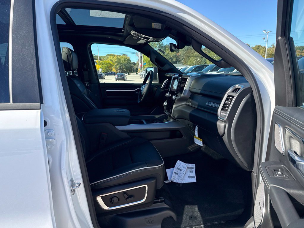 New 2027 RAM 1500 Laramie w/ Night Edition AWD/4WD image 28