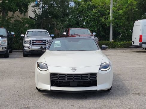 New 2026 Nissan Z Performance w/ Floor Mat Package RWD image 8