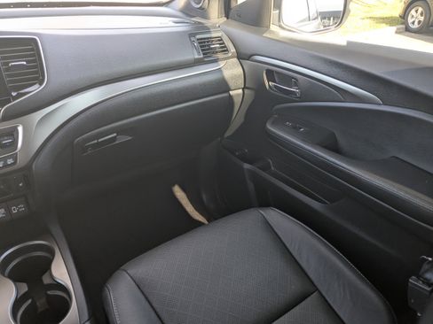 Used 2019 Honda Passport EX-L image 16